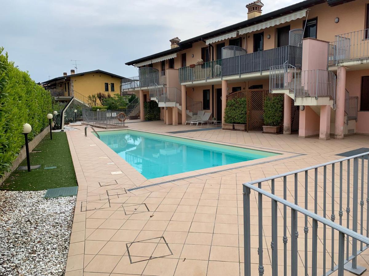 Elegance Apartment Ancient Rovere Sirmione Exterior photo