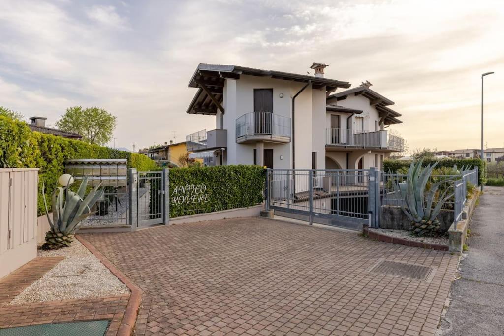 Elegance Apartment Ancient Rovere Sirmione Exterior photo