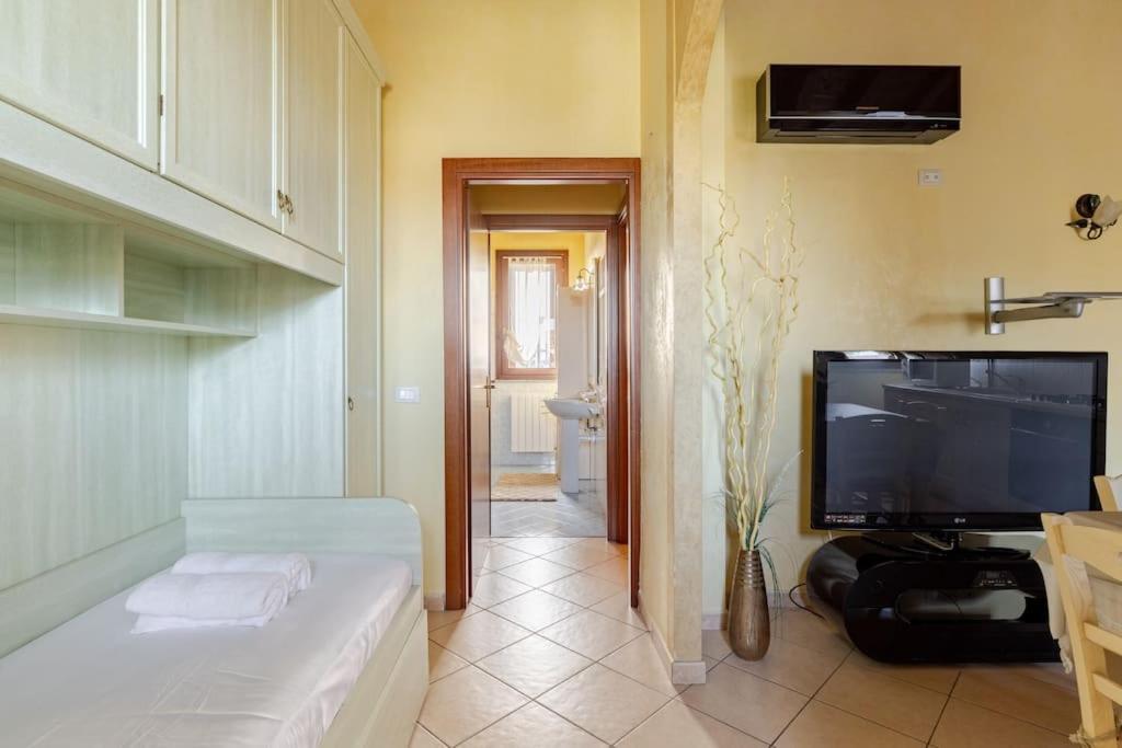 Elegance Apartment Ancient Rovere Sirmione Exterior photo